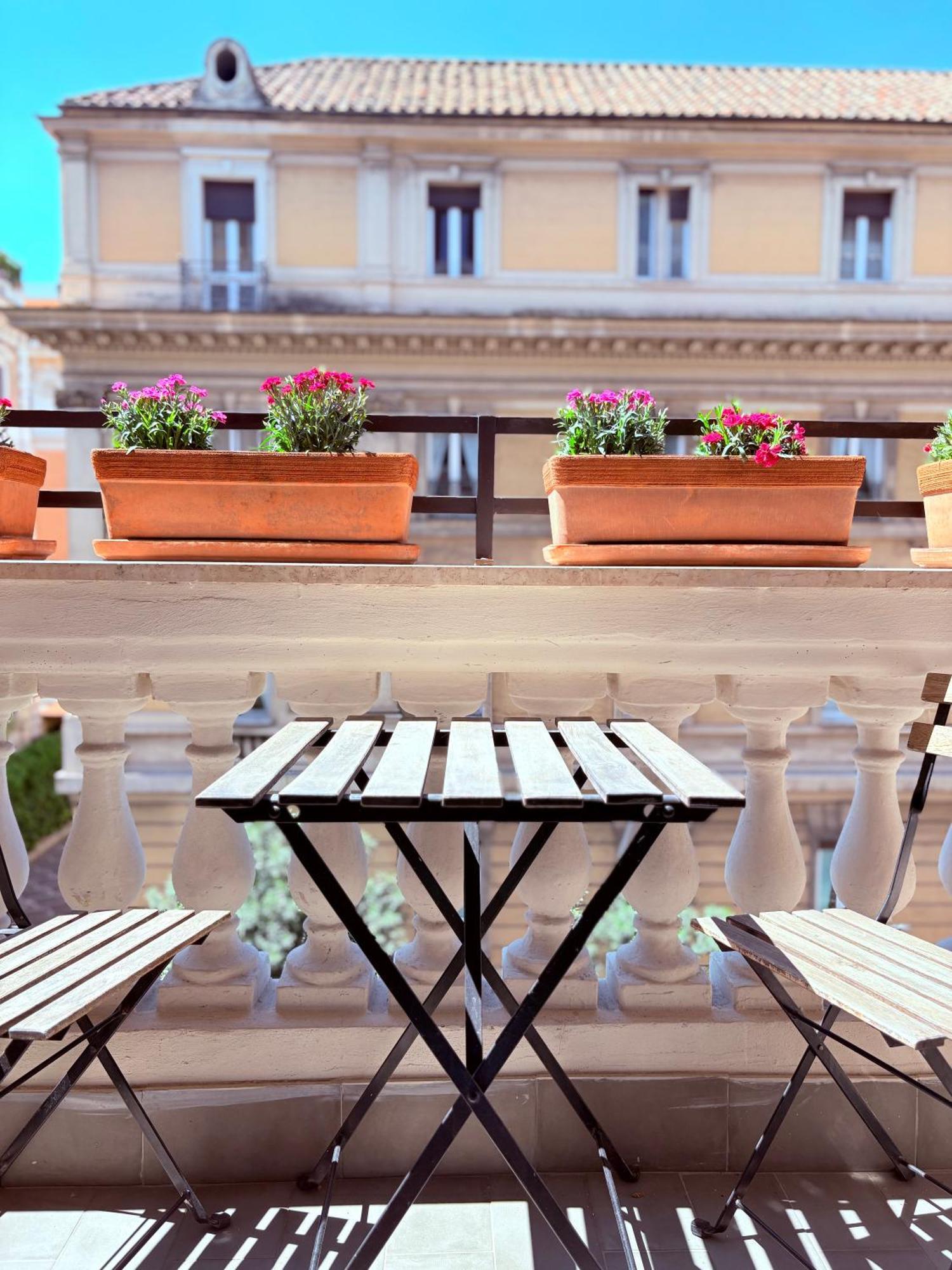 Bed and Breakfast 900 Piazza Del Popolo Roma Exterior foto